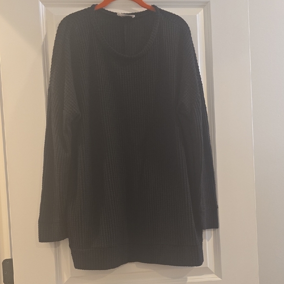 Black Knit Sweater - Picture 1 of 1